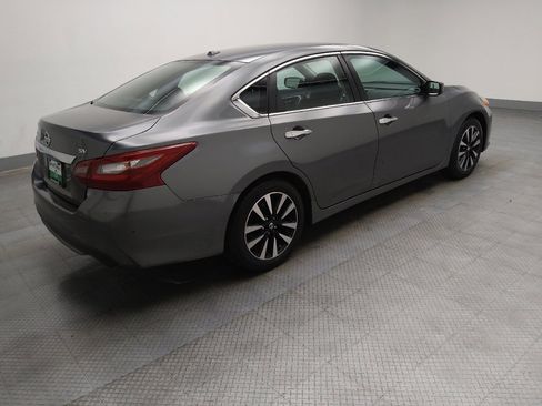Used 2018 Nissan Altima 2.5 SV image 10
