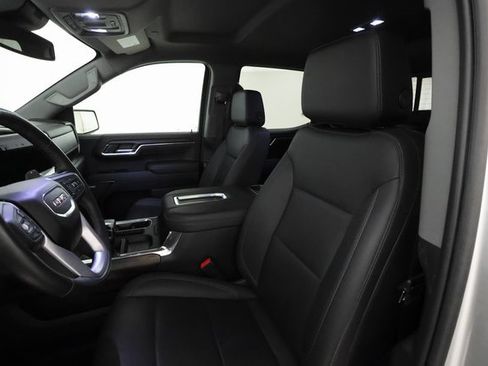 Used 2022 GMC Sierra 1500 SLT w/ SLT Premium Plus Package image 10