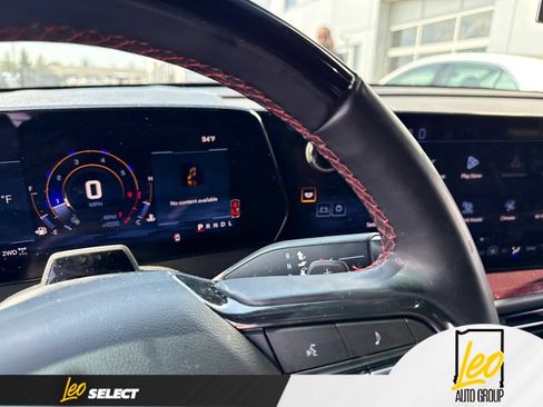 Used 2024 Chevrolet Traverse RS w/ LPO, Floor Liner Package AWD/4WD image 35