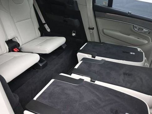 Certified 2026 Volvo XC90 B6 Ultra w/ Protection Package Premier AWD/4WD image 27