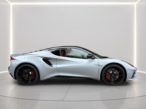 Used 2025 Lotus Emira RWD image 6