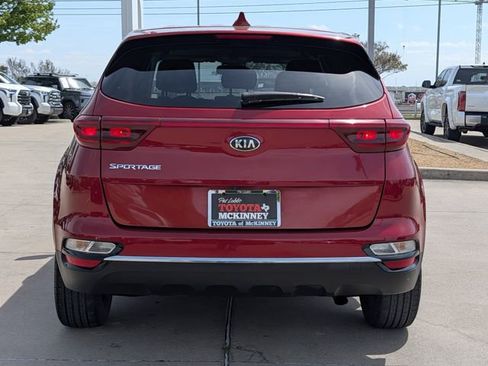 Used 2021 Kia Sportage LX image 7