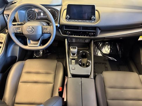 New 2026 Nissan Rogue Dark Armor FWD image 10