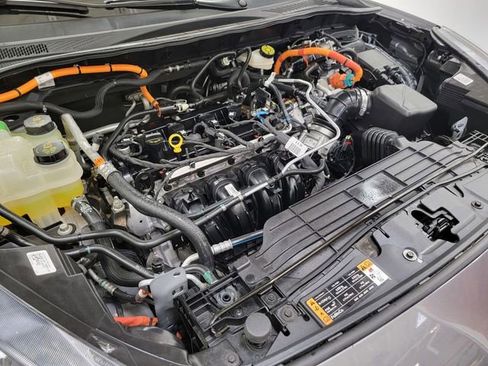 Used 2022 Ford Escape SEL image 36