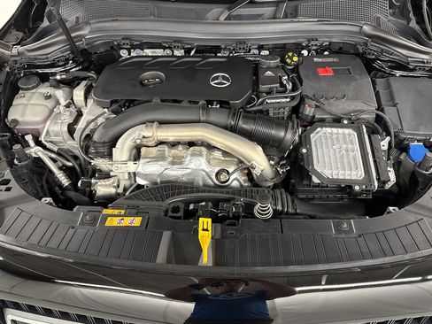 Certified 2025 Mercedes-Benz GLA 250 4MATIC image 32
