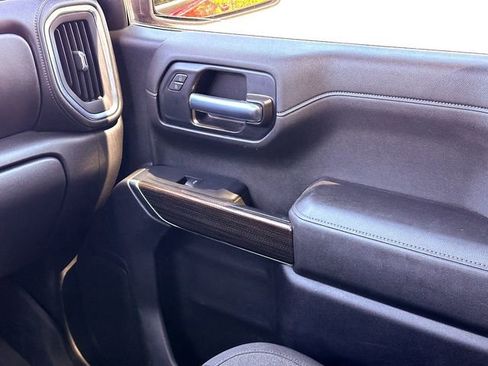 Used 2022 Chevrolet Silverado 1500 LT image 27