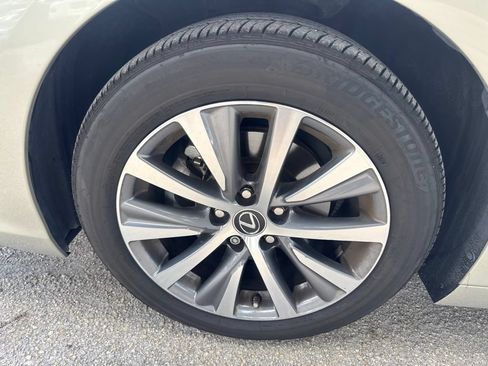 Used 2021 Lexus ES 350 w/ Premium Package FWD image 11