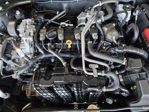 Used 2021 Nissan Altima 2.5 SR FWD image 33