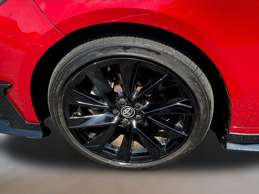 Used 2021 Toyota Corolla SE w/ Special Edition FWD image 27