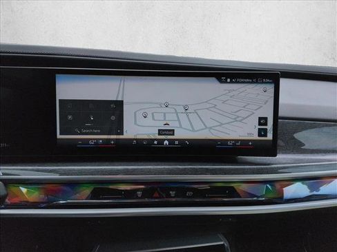 Used 2023 BMW i7 xDrive60 AWD/4WD image 13
