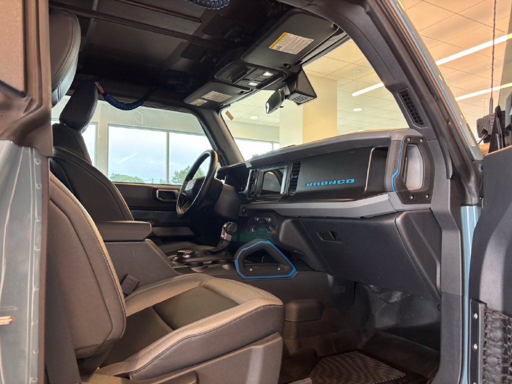 Used 2022 Ford Bronco Black Diamond AWD/4WD image 24