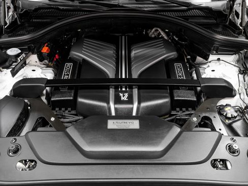 Used 2021 Rolls-Royce Cullinan Black Badge AWD/4WD image 56