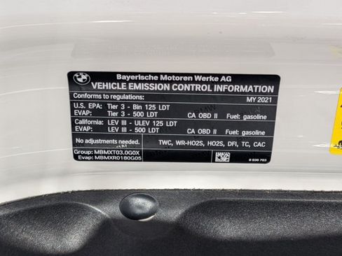 Used 2021 BMW X5 xDrive40i w/ Premium Package AWD/4WD image 28