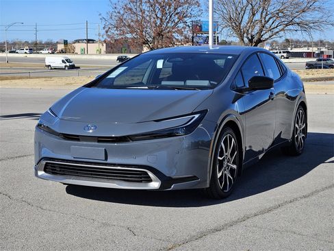 New 2026 Toyota Prius Plug-In Hybrid image 2