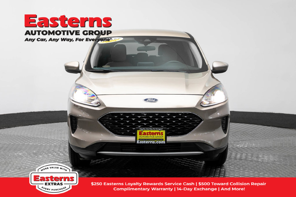Used 2020 Ford Escape SE AWD/4WD image 3