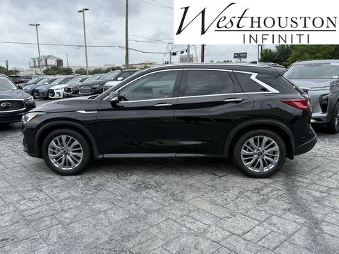 Certified 2024 INFINITI QX50 Luxe FWD image 1
