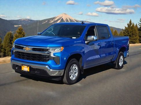 Used 2025 Chevrolet Silverado 1500 LT RWD image 4