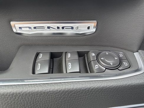 Used 2026 GMC Sierra 1500 Denali w/ Denali Reserve Package AWD/4WD image 29