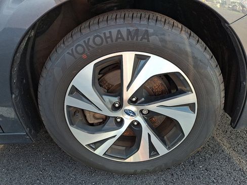 Used 2024 Subaru Legacy Premium AWD/4WD image 7
