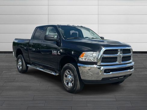 Used 2017 RAM 2500 Tradesman w/ Chrome Appearance Group AWD/4WD image 10