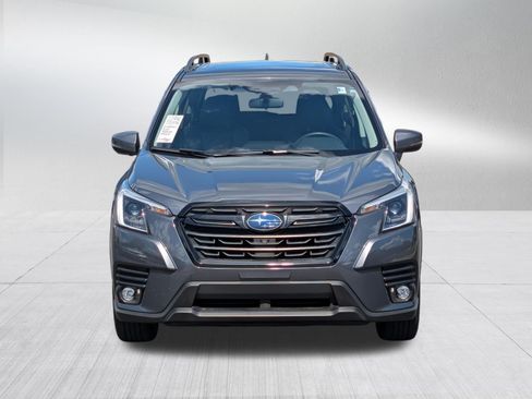 Used 2024 Subaru Forester Limited AWD/4WD image 2