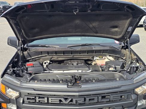 Certified 2023 Chevrolet Silverado 1500 Custom image 20