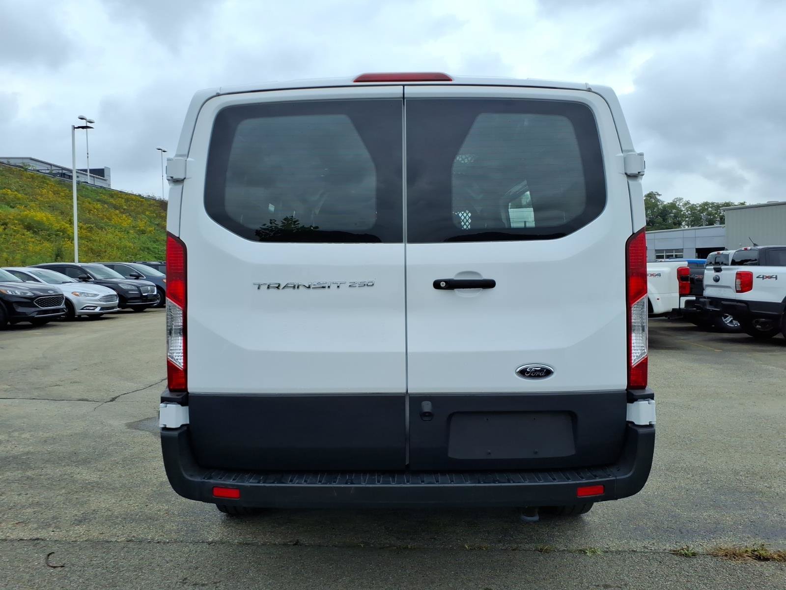 Used 2025 Ford Transit 250 Low Roof w/ Exterior Upgrade Package RWD image 5