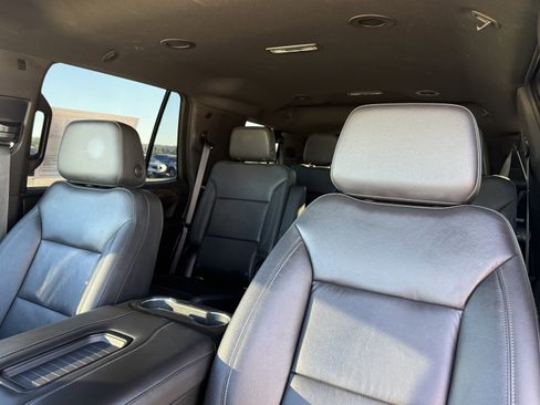 Used 2021 Chevrolet Tahoe LT image 18