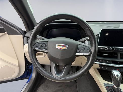 Used 2021 Cadillac CT4 Premium Luxury image 13