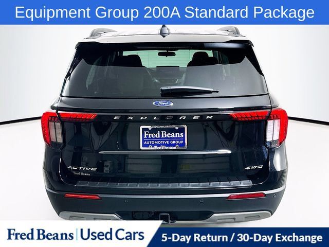Used 2026 Ford Explorer Active AWD/4WD image 7