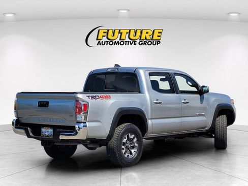 Used 2021 Toyota Tacoma TRD Off-Road AWD/4WD image 4