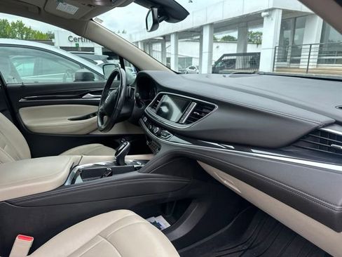 Used 2021 Buick Enclave Premium w/ Sun and Sites Package FWD image 21
