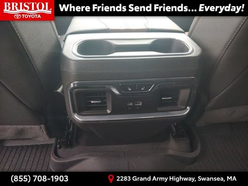 Used 2024 Chevrolet Silverado 1500 High Country w/ Technology Package AWD/4WD image 18