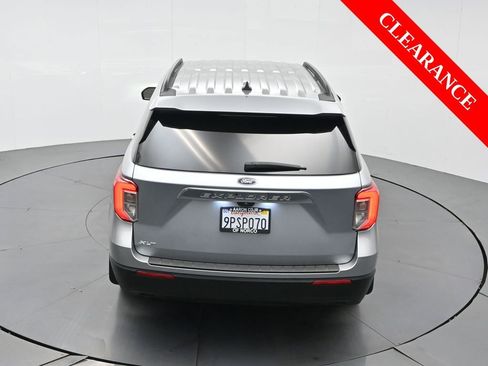 Used 2024 Ford Explorer XLT image 60