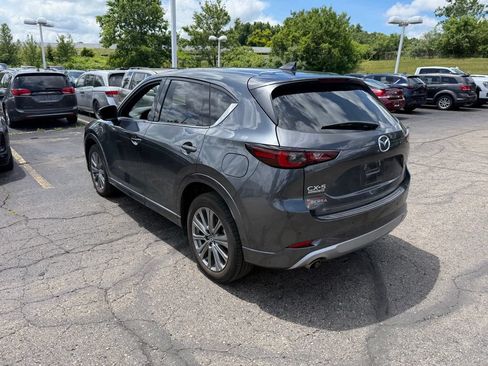 Used 2024 MAZDA CX-5 Signature AWD/4WD image 2