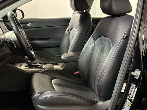 Used 2018 Kia Optima SX image 11