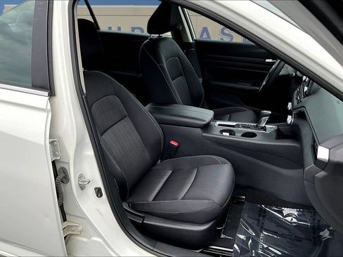 Used 2022 Nissan Altima 2.5 S FWD image 31