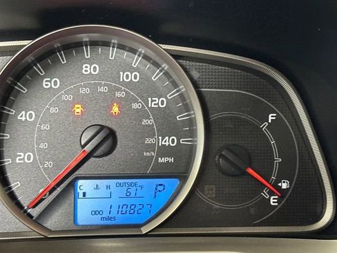 Used 2015 Toyota RAV4 LE image 18