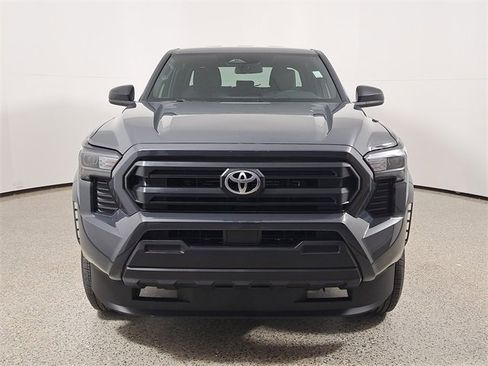 Used 2025 Toyota Tacoma SR image 3