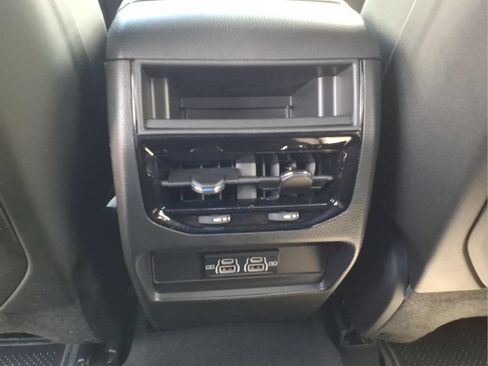 New 2026 Jeep Grand Cherokee Laredo RWD image 11