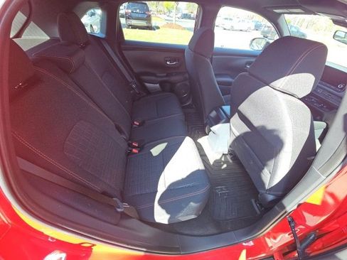 Certified 2025 Honda HR-V Sport image 12