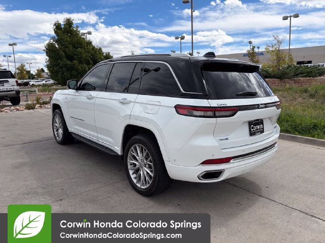 Used 2023 Jeep Grand Cherokee Summit w/ Advanced Protech Group IV AWD/4WD image 10