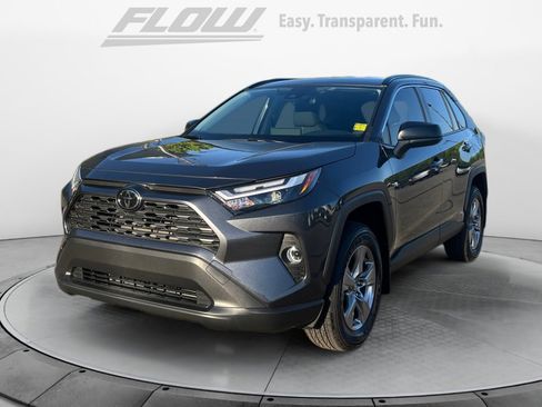 Certified 2025 Toyota RAV4 LE AWD/4WD image 4