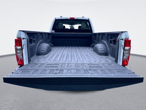 Used 2022 Ford F250 XL w/ STX Appearance Package AWD/4WD image 19