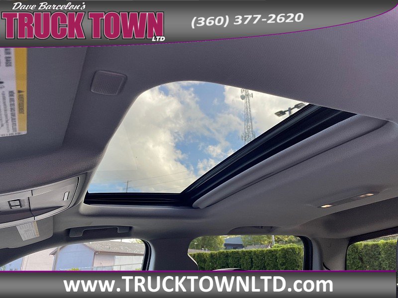 Used 2017 GMC Sierra 1500 Denali w/ Denali Ultimate Package AWD/4WD image 32