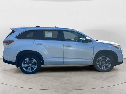 Used 2015 Toyota Highlander Limited Platinum AWD/4WD image 4