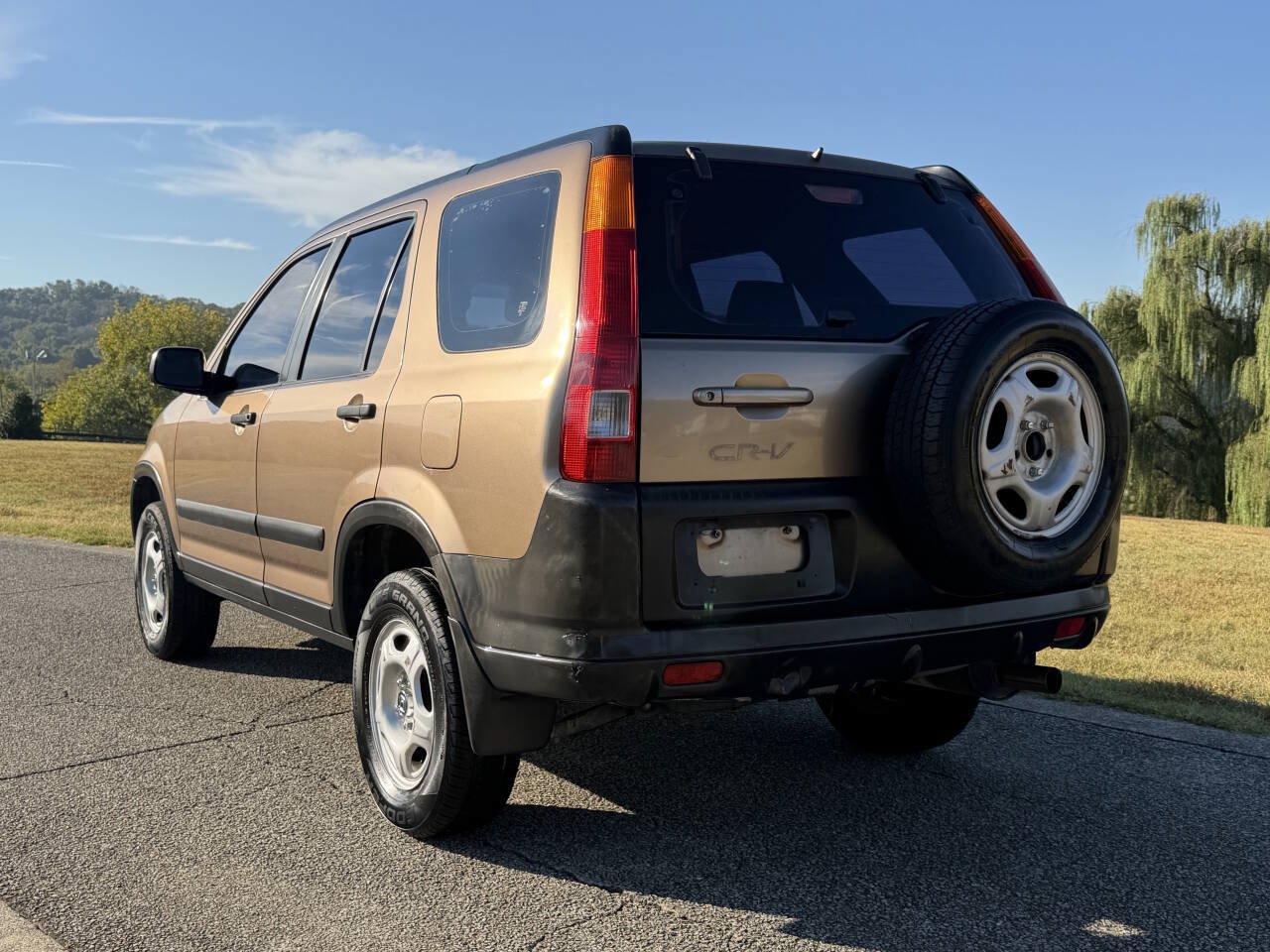 Used 2003 Honda CR-V LX image 6