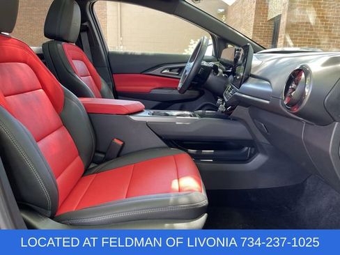 Used 2025 Chevrolet Equinox EV RS w/ Convenience Package II FWD image 27