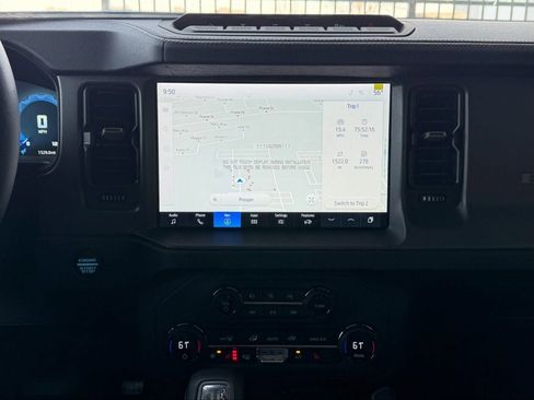 New 2025 Ford Bronco Badlands image 49