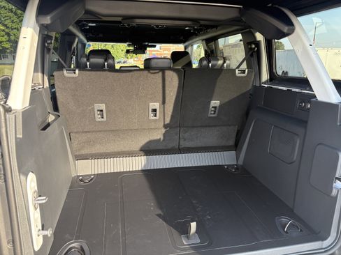 New 2025 Ford Bronco Badlands image 19